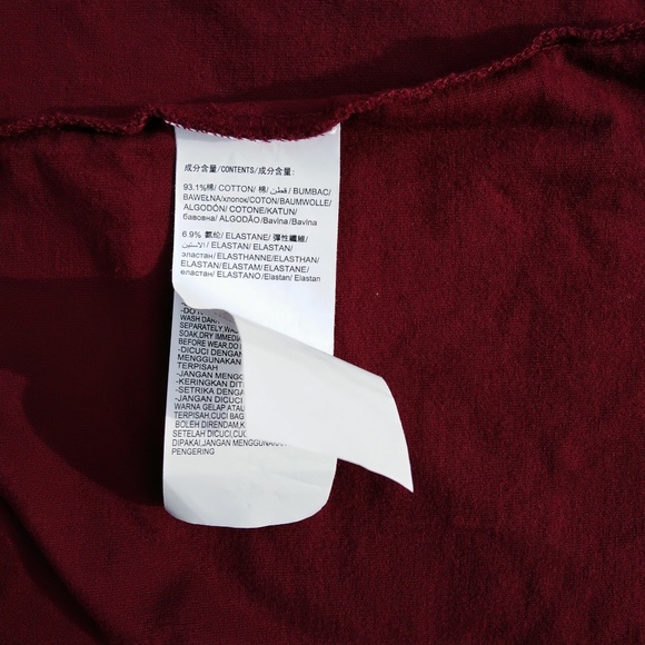 NWOT Petite long sleeve slim fit Tee/ burgundy - Picture 3 of 3
